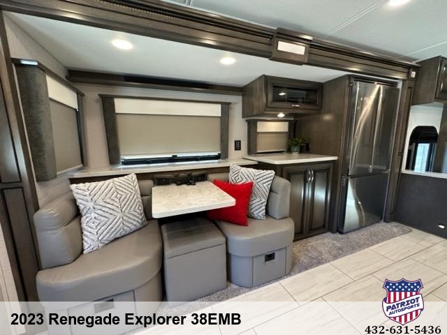2023 Renegade Explorer 38EMB