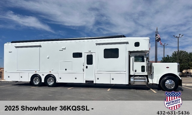 2025 Showhauler 36KQSSL -